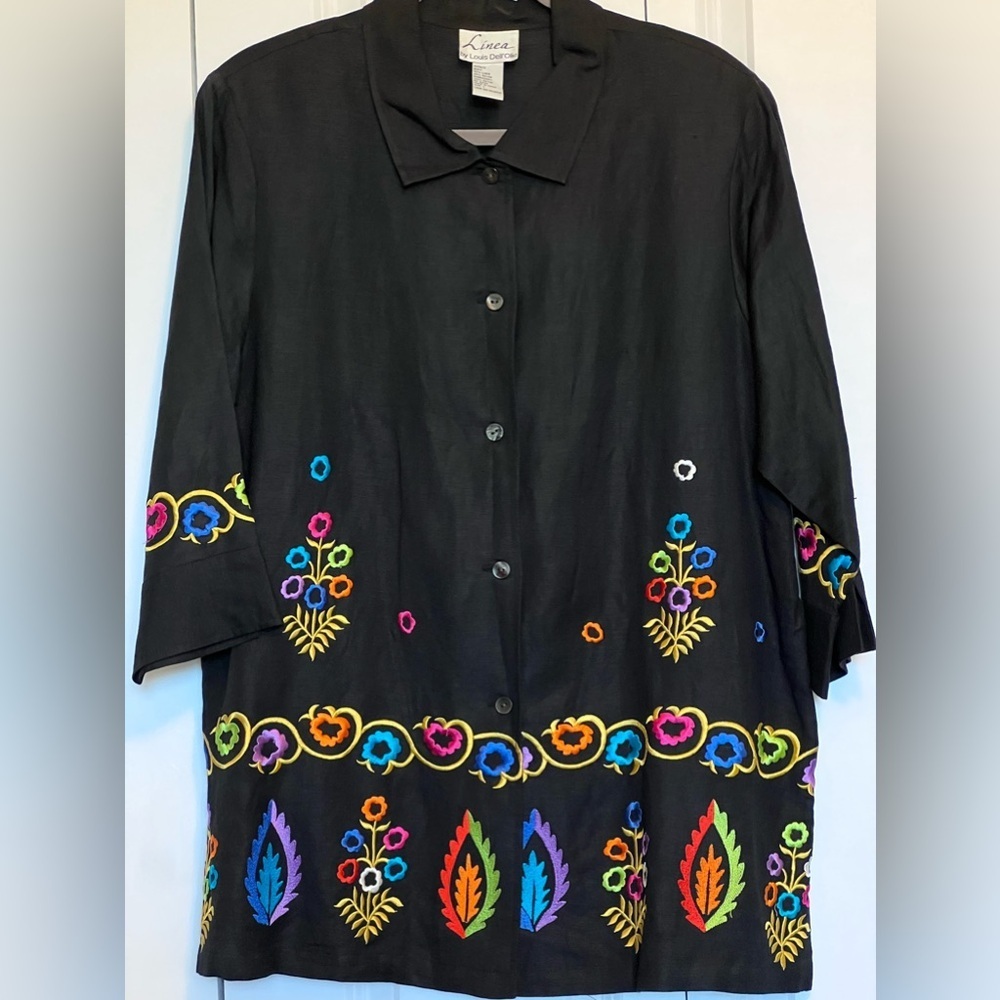 Vintage Black and multicolored embroidered button down shirt